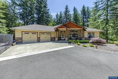 29877 Bartels Creeks Dr, Lebanon, OR 97355