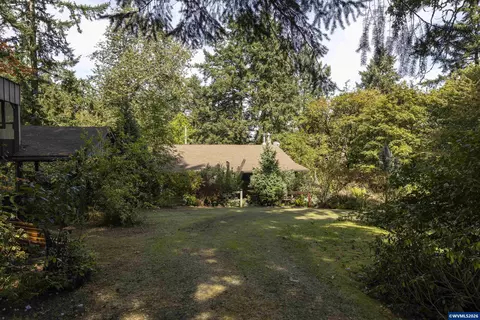 Exterior - 4599 Eagle Crest Rd NW, Salem, OR 97304 photo 15 of 20