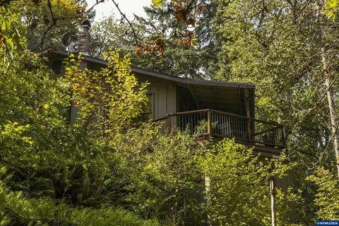 Exterior - 4599 Eagle Crest Rd NW, Salem, OR 97304 photo 10 of 20