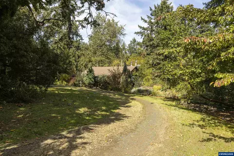 Exterior - 4599 Eagle Crest Rd NW, Salem, OR 97304 photo 6 of 20