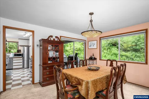 Dining - 27828 Gibralter Lp Lp, Eugene, OR 97405 photo 1 of 2