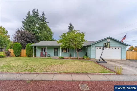 1955 Kent Ave, Stayton, OR 97383