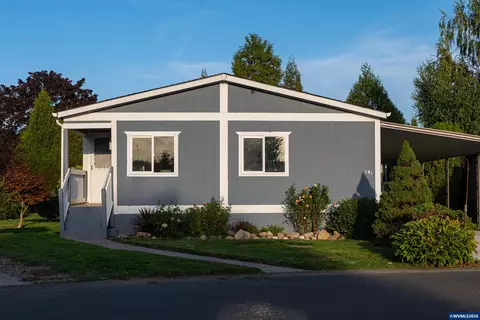 4155 NE Three Mile Ln #141, Mcminnville, OR 97128