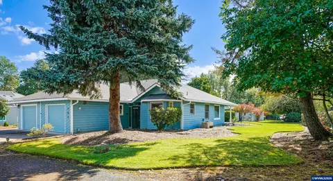 751 Catron St N, Monmouth, OR 97361
