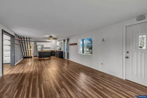 Living - 1203 Oak St, Amity, OR 97101 photo 2 of 4