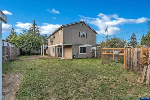 Exterior - 1203 Oak St, Amity, OR 97101 photo 7 of 9