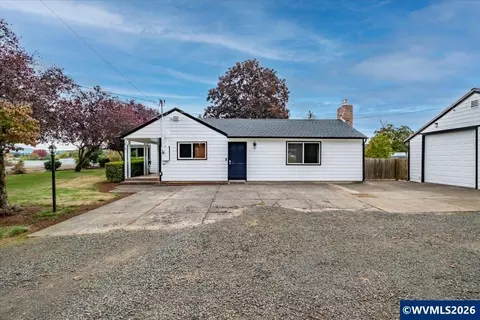 1110 Cascade Dr, Lebanon, OR 97355
