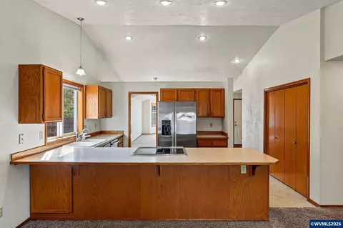 Kitchen - 1013 NE Lorvik Pl, Corvallis, OR 97330 photo 1 of 6