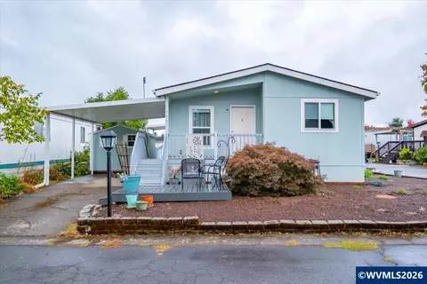 612 N Cascade Dr #76, Woodburn, OR 97071