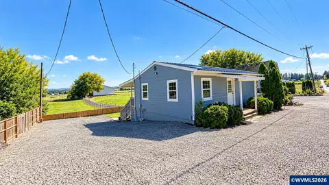 8196 65th Ave NE, Salem, OR 97305