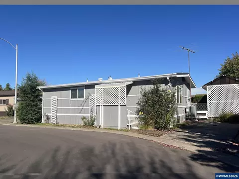 5422 Portland Rd NE #67, Salem, OR 97305