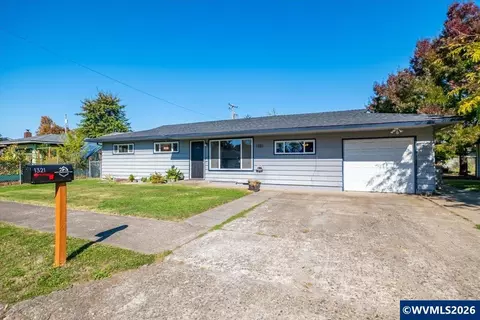 1321 28th Ave SE, Albany, OR 97322
