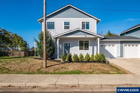 60 N 8th St, Lebanon, OR 97355