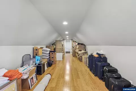 Entry Way - 1126 Cascara Lp Lp S, Salem, OR 97302 photo 5 of 5