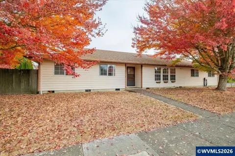 2535 Del Rio Ct SE, Albany, OR 97322
