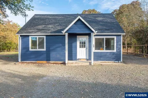 40121 Lacomb Dr, Lebanon, OR 97355