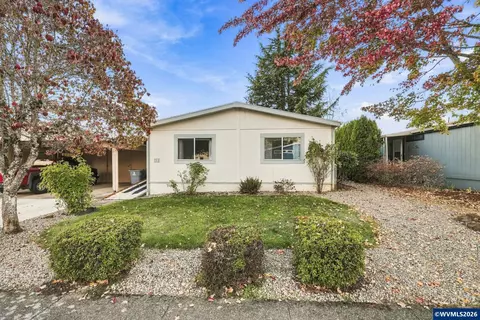300 SE Lacreole Dr #211, Dallas, OR 97338