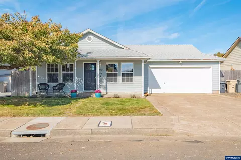 3923 Willamette Ave SE, Albany, OR 97322