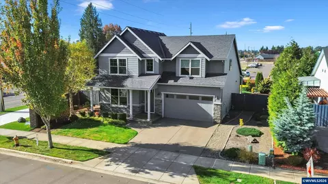 2071 Deer Ave, Stayton, OR 97383
