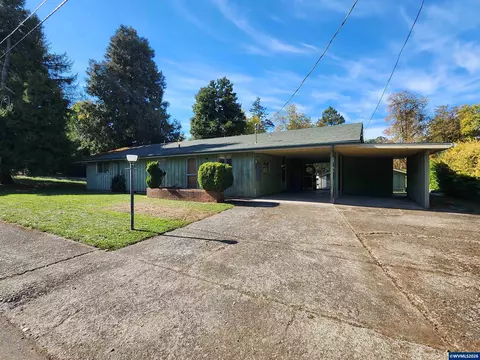 571 SW Hayter St, Dallas, OR 97338