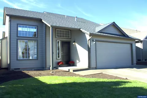 2477 Exmoor Ct SE, Salem, OR 97317
