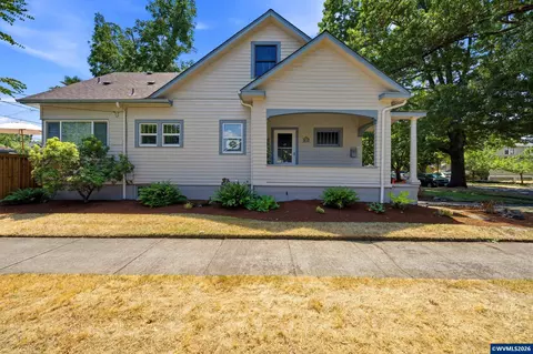 990 5th St NE, Salem, OR 97301