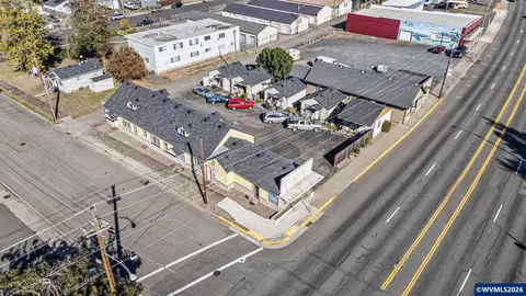 920-924 Main St, Sweet Home, OR 97386