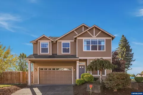 607 10th Ct, Lafayette, OR 97127