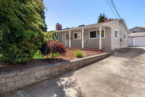 4924 Elm St, Everett, WA 98203 photo 2