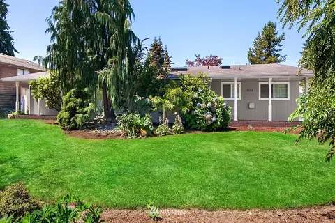 4924 Elm St, Everett, WA 98203 photo 1