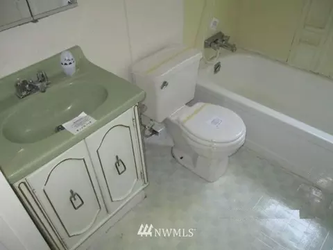 61 E Seattle St, Union, WA 98592 photo 12