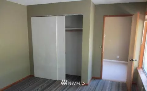 61 E Seattle St, Union, WA 98592 photo 5