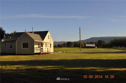 7 Hendrickson, Cathlamet, WA 98612 photo 3
