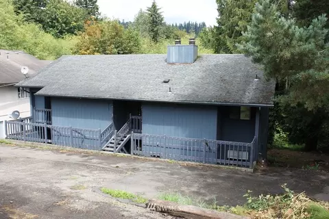 913 Olson Rd, Longview, WA 98632 photo 1