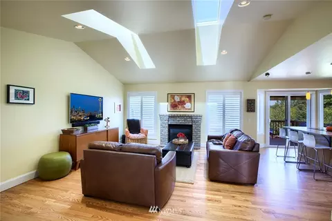 21014 25th Dr SE, Bothell, WA 98021 photo 4