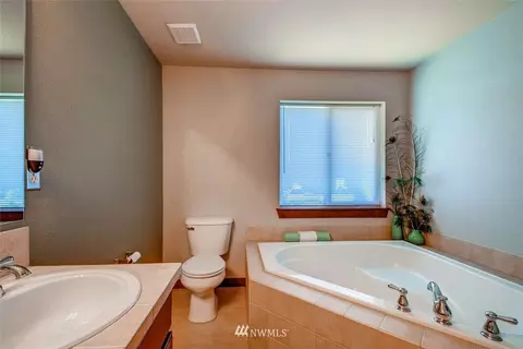20109 194th Ave E, Orting, WA 98360 photo 16