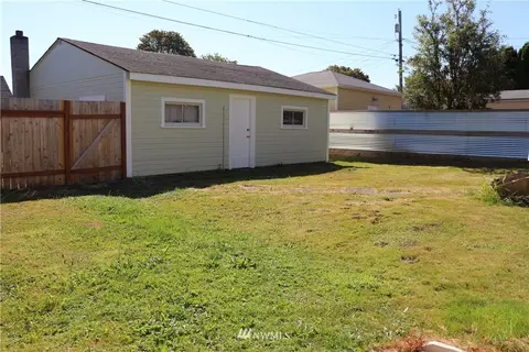 2115 Oakes Ave, Everett, WA 98201 photo 3