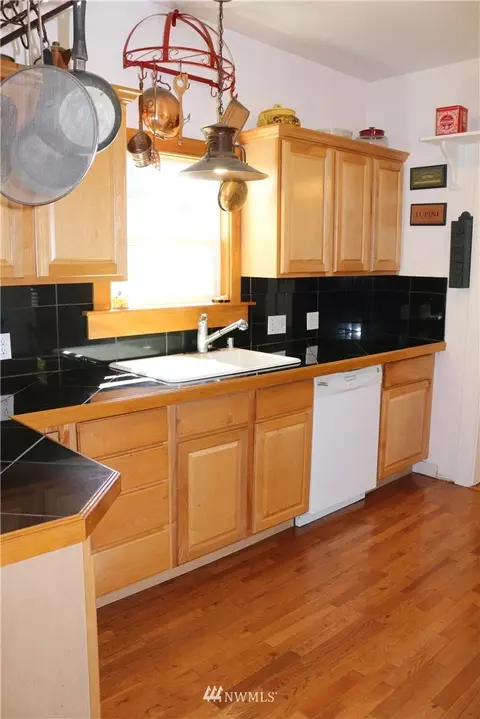 2115 Oakes Ave, Everett, WA 98201 photo 9
