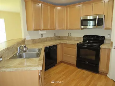 2309 193rd St E, Spanaway, WA 98387 photo 4