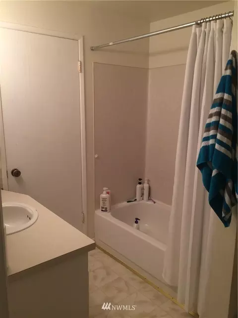 3718 Rockefeller Ave, Everett, WA 98201 photo 9