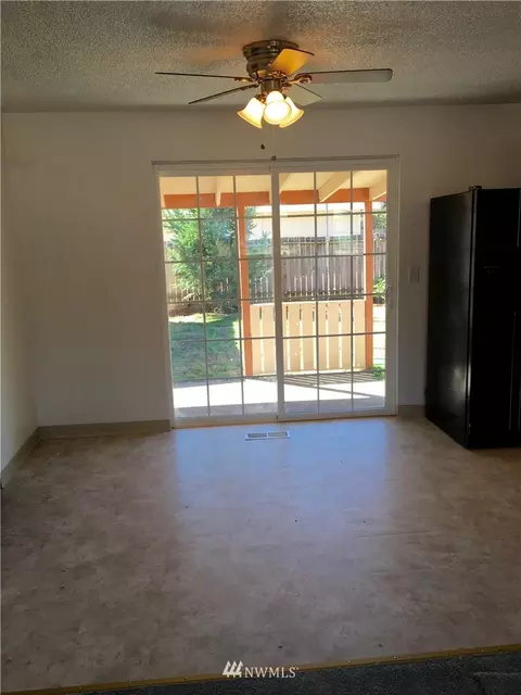 16910 17th Ave E, Spanaway, WA 98387 photo 3