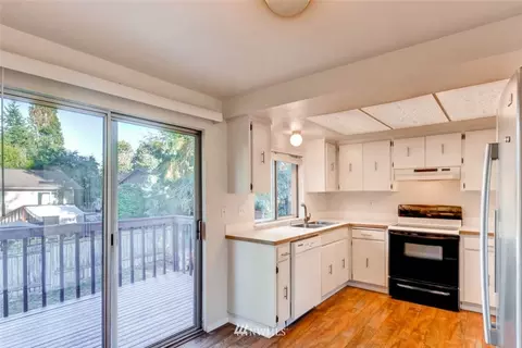 21607 9th Pl W, Bothell, WA 98021 photo 9