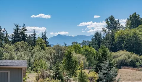 401 Pond Ln, Sequim, WA 98382 photo 2