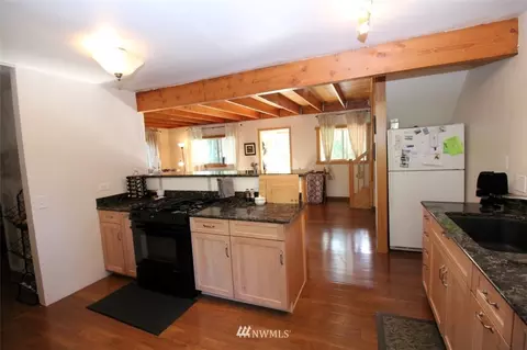 722 Diamond Point Rd, Sequim, WA 98382 photo 8