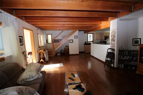 722 Diamond Point Rd, Sequim, WA 98382 photo 6