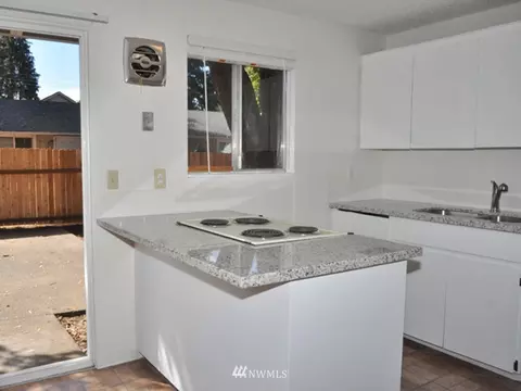 2909 E 33rd St, Vancouver, WA 98661 photo 4