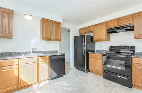2210 Howard Ave, Everett, WA 98203 photo 4