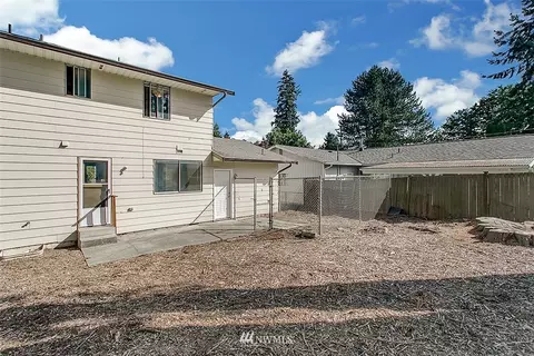 2210 Howard Ave, Everett, WA 98203 photo 2