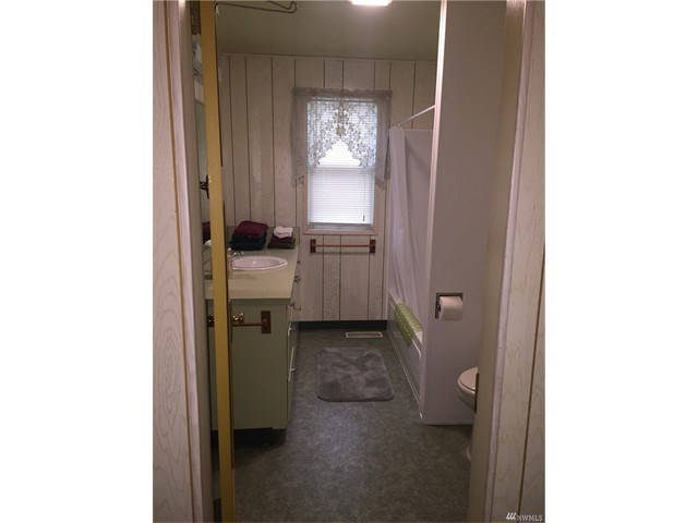 110 E 4th, Odessa, WA 99159 photo 14