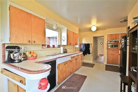 623 6th Ave S, Edmonds, WA 98020 photo 8